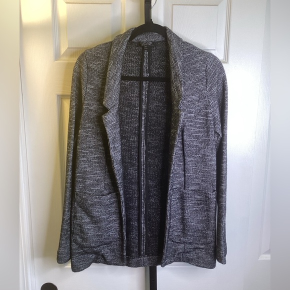 Topshop Black and White Textured Blazer, size 4 - Picture 1 of 3
